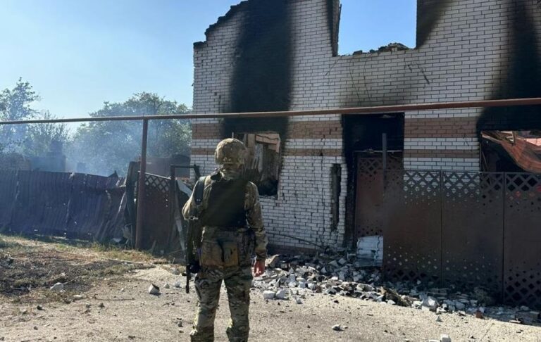 Росіяни за добу 22 рази обстріляли населені пункти Донеччини: є жертви