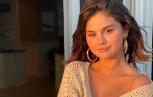 Новини культури - Селена Гомес відверто розповіла про життя з вовчанкою