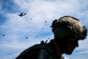 Новини світу - Східний вартовий. Відповідь НАТО на удар по Польщі