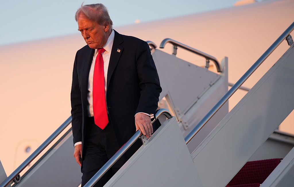 Новини політики - Трамп назвав труднощі завершення війни в Україні