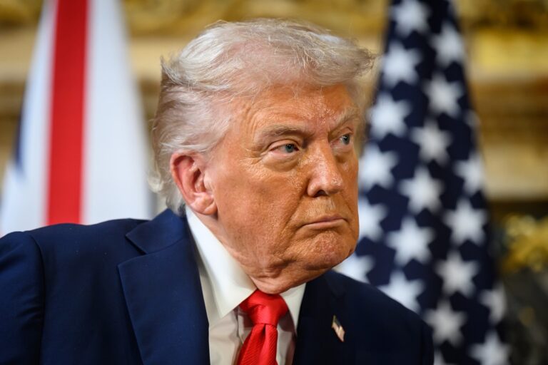 Трамп пропонує Європі “щось зробити” Китаю