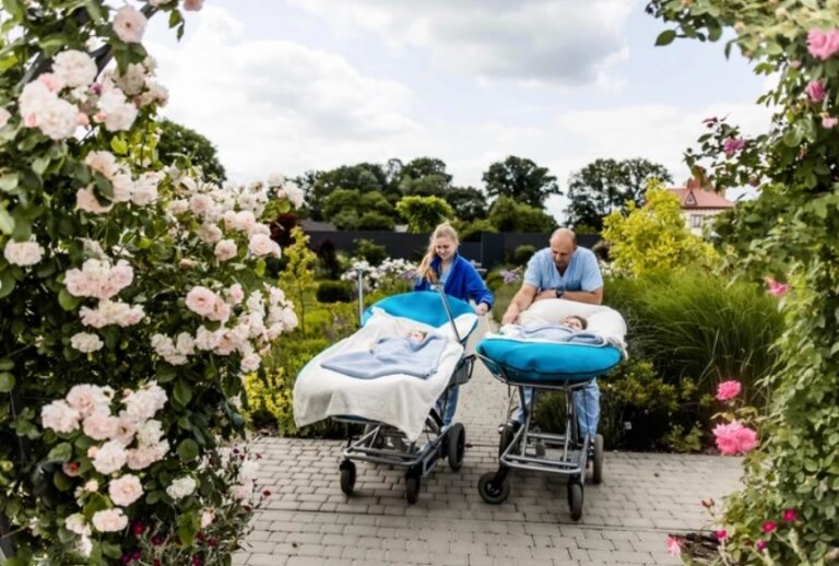 Троє дітей рік жили без нагляду: історія з фронту