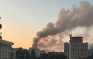 Новини Києва - У Києві горить урядова будівля - мер