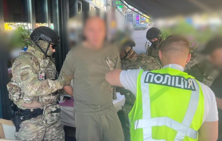 У Києві затримали організатора схеми для  ухилянтів
