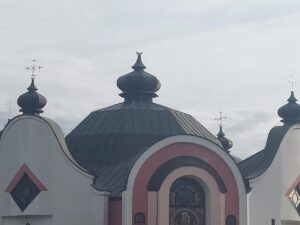 Новини світу - У Польщі із купола української церкви зрізали хрест - посол