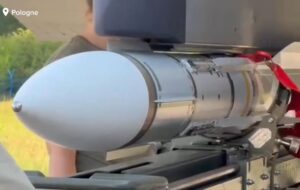 Новини світу - У Польщі заявили про фактичний старт операції Східний вартовий