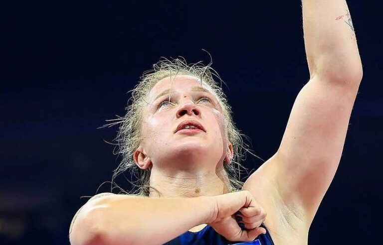 Українська борчиня Винник її нагороду ЧС присвятила брату, убитому на війні