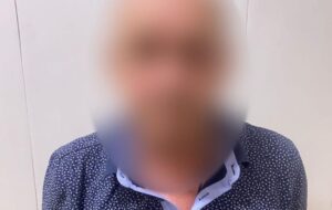 Новини України - В Харкові чоловік з палицею та газовим балончиком напав на військових ТЦК