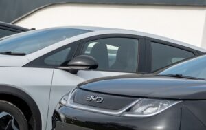 Авто новини - В Україні зріс попит на авто з Китаю