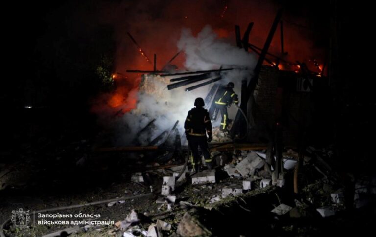 Внаслідок нічної атаки РФ на Запоріжжя загинула одна людина