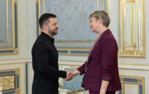 Новини України - Зеленський обговорив з головою МЗС Британії посилення ППО