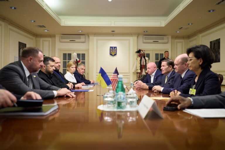 Зеленський провів зустріч з делегацією Конгресу США