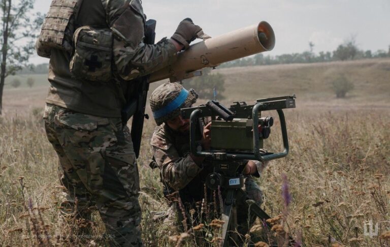 Бої точаться на 12 напрямках – Генштаб