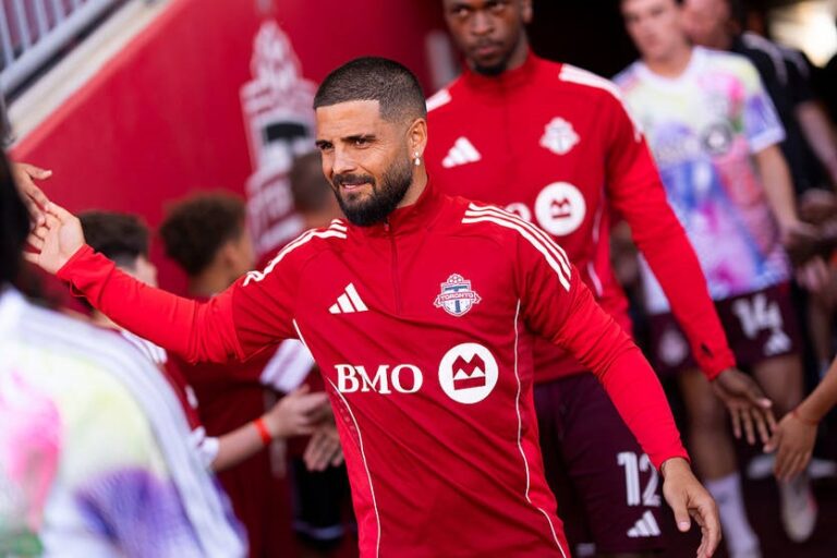 Футболіст Наполі може відновити виступи в Серії А