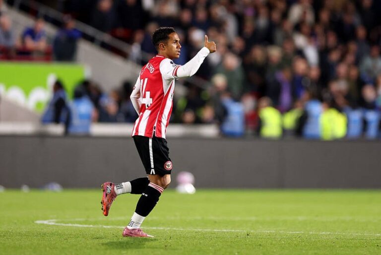 Гравець Брентфорда близький до переходу в оренду