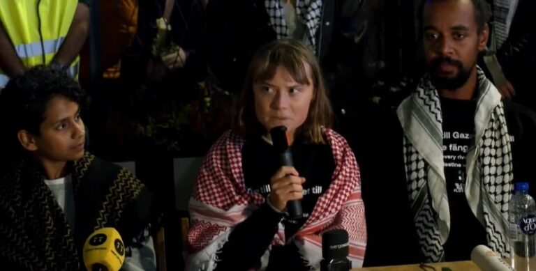 Ґрета Тунберг заявила про знущання у в’язниці: в Ізраїлі відповіли