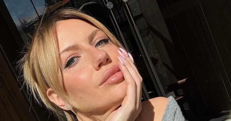 Леся Нікітюк показала зворушливі фото з сином