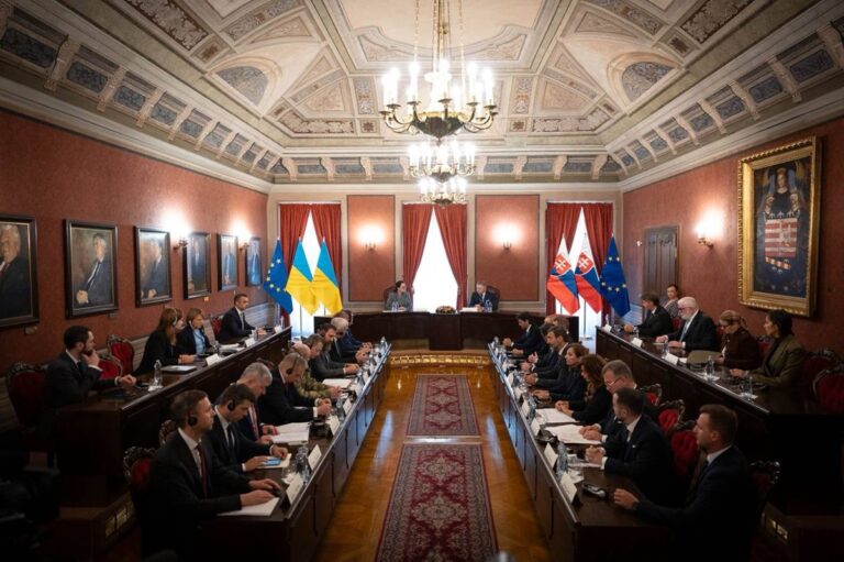 Між Україною та Словаччиною підписано низку угод