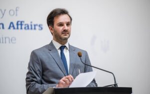 Новини України - МЗС відреагувало на заяву Путіна про "коридор" для ЗМІ на фронті