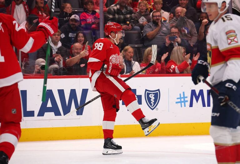 НХЛ: Торонто та Монреаль здобули важкі перемоги