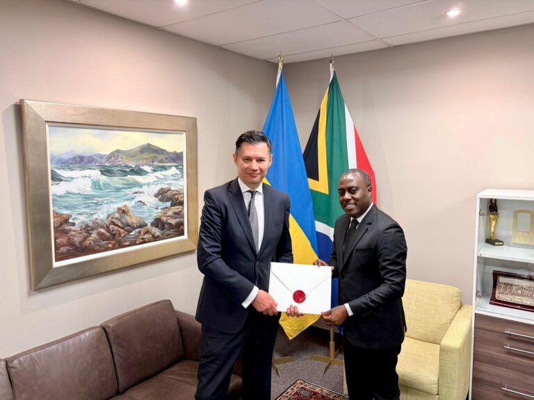 Новий посол України у ПАР розпочав роботу