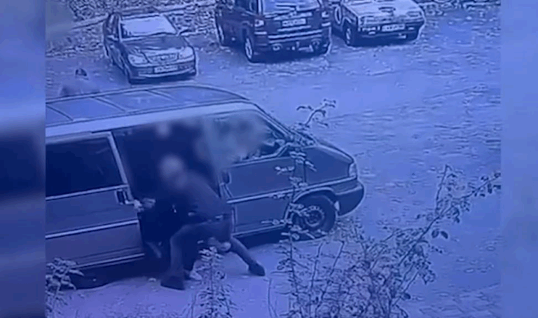 Поліцейські побили чоловіка біля ТЦК у Києві