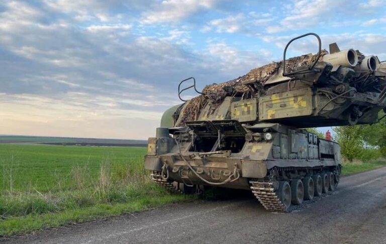 ППО перехопила 17 ракет і сотні дронів