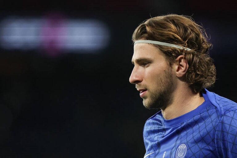 ПСЖ розгромив Брест, Забарний отримав високу оцінку