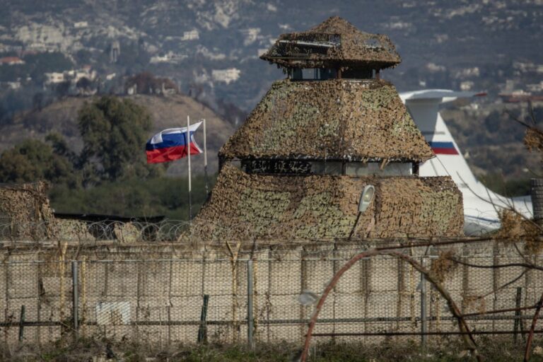 Путіну не домовився з Сирією про військові бази