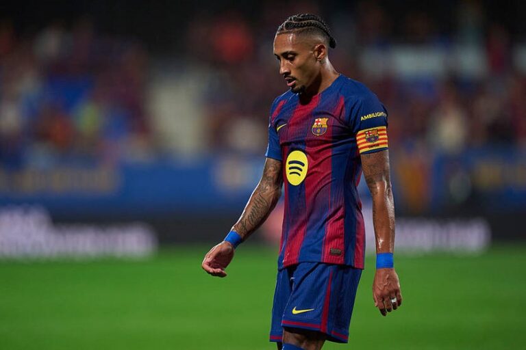 Рафінья і далі заліковуватиме стегно та на поле в Ель Класіко не вийде