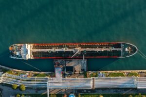 Новини бізнесу - РФ вперше поставила нафту на новий НПЗ у Грузії - ЗМІ
