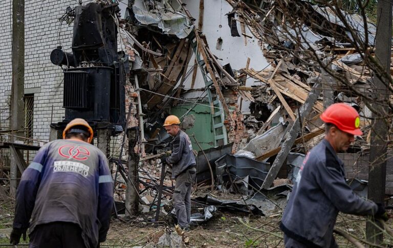 Росія посилює удари по енергетиці – Зеленський