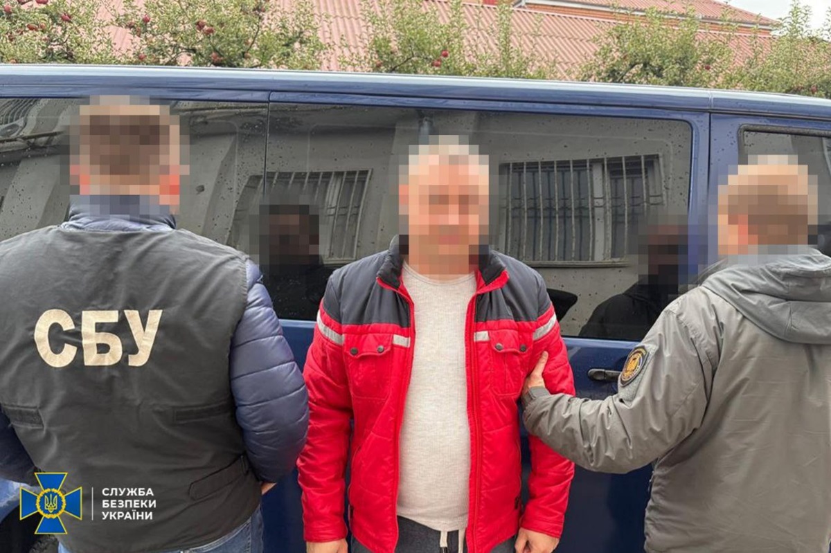 Новини України - СБУ затримала 9-х організаторів схем для ухилянтів