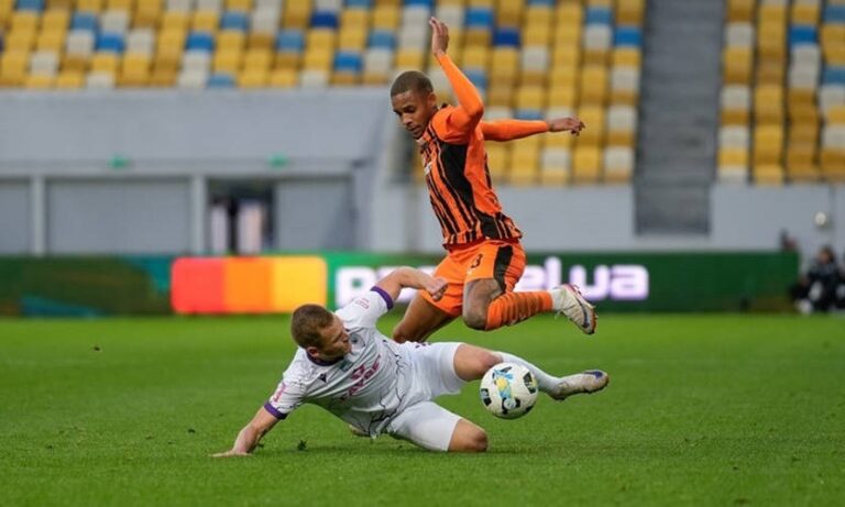 Шахтар посипає голову попелом: 1:4 у грі з ЛНЗ як рекорд невдачі