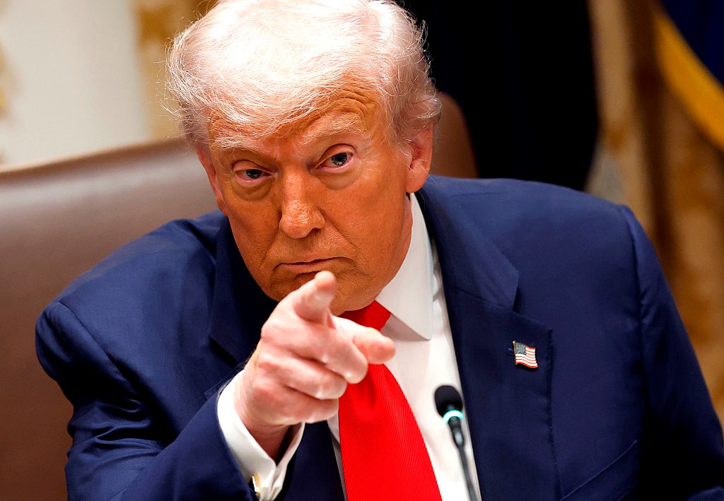 Новини світу - Трамп поговорив з Путіним. Буде нова зустріч