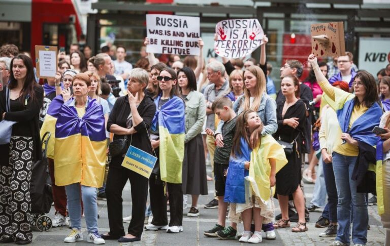 У Німеччині сотні угорців видавали себе за біженців з України