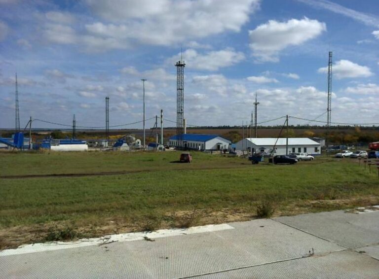 У Ростовській області РФ НПС зупинила перекачування нафти після атаки БПЛА