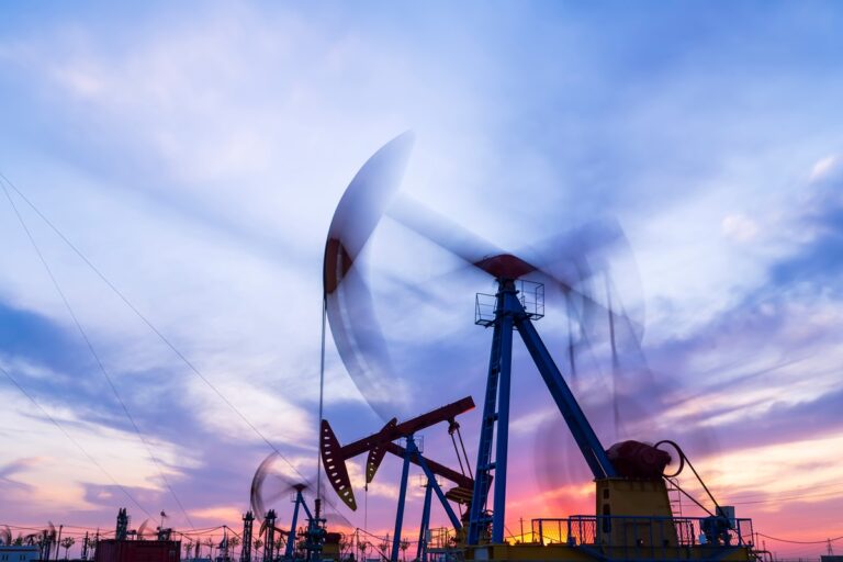 В G7 планують позбавити Росію половини доходів від нафти – ЗМІ