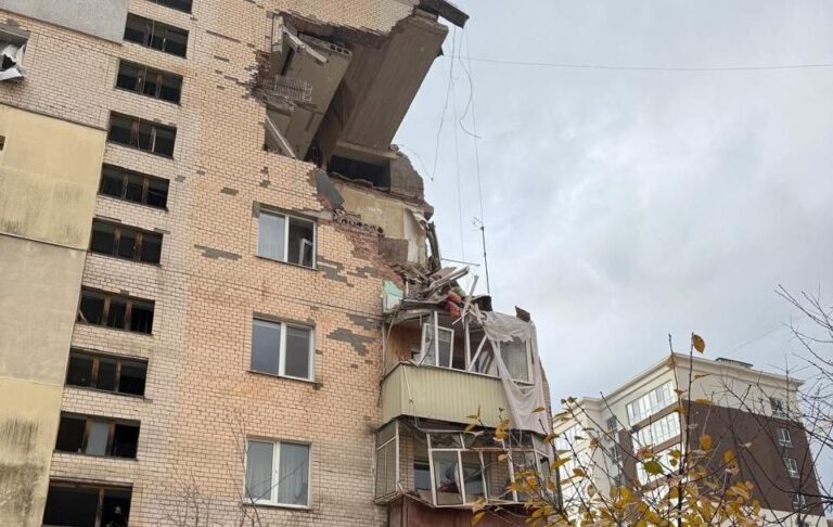 Вибух у будинку в Хмельницькому: рятувальна операція завершена