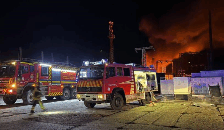 Війська РФ вдарили по енергетиці на Одещині, є постраждалий