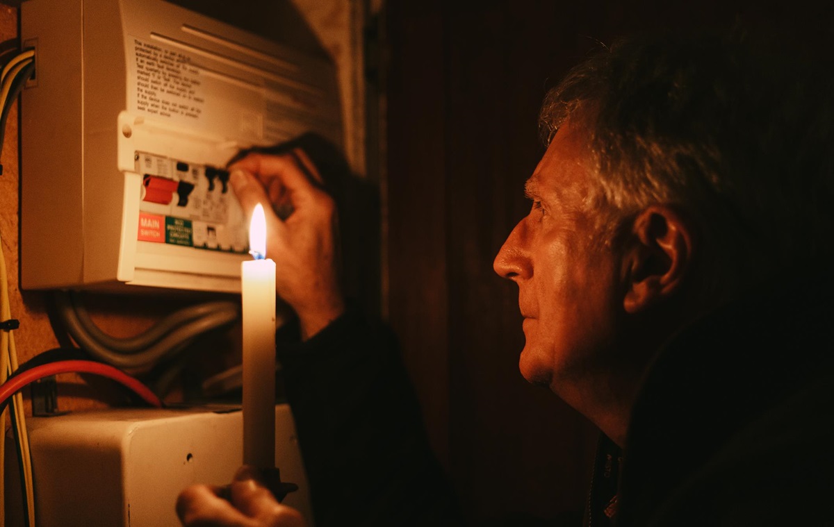 Новини України - "Влада" Криму підтвердила ураження електропідстанцій дронами