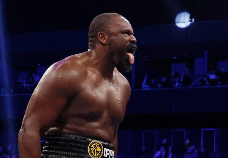 Воррен запевняє, що в суботу громадськість дізнається ім’я суперника Чісори