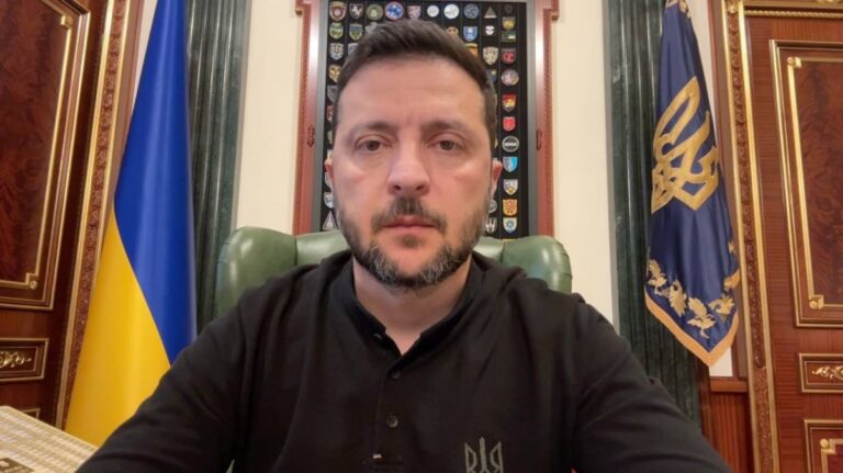 Зеленський відреагував на комбіновану атаку РФ