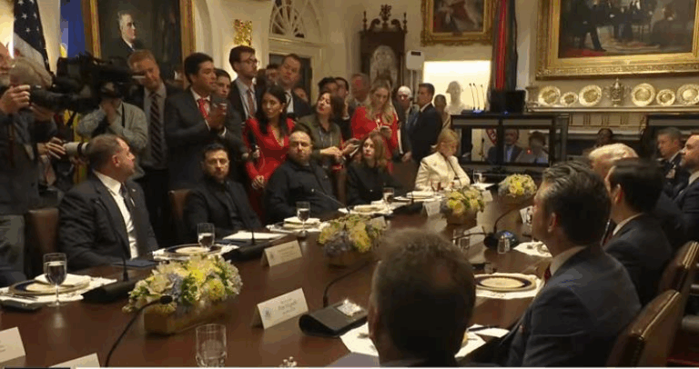 Зеленський заявив, що готовий говорити з Путіним