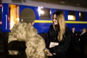 Новини культури - Анджеліна Джолі поділилася враженнями після візиту до України