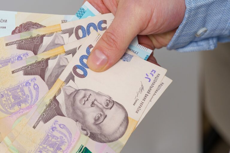 Кабмін перерозподілив ₴37 млн на виплату Нацкешбеку