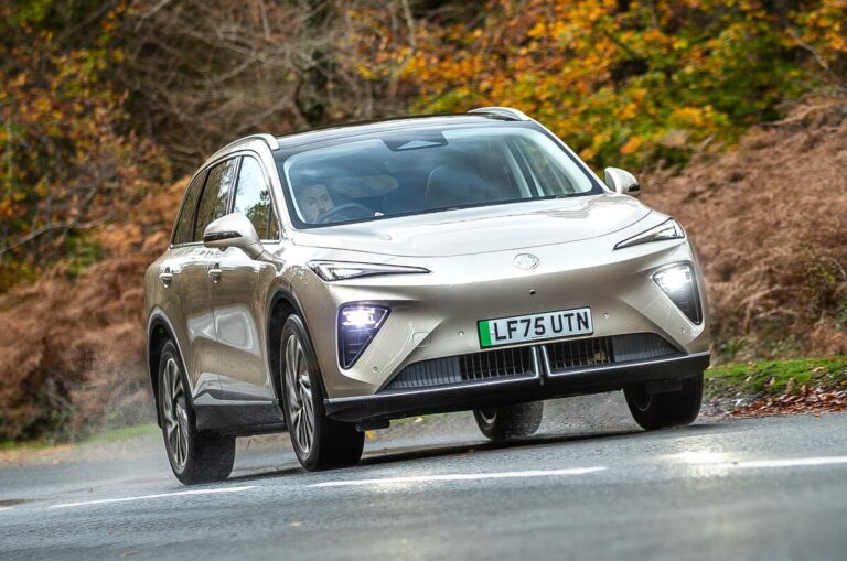 MG представила електрокросовер S6