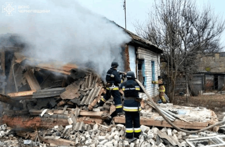 На Чернігівщині через атаку БПЛА загорівся магазин, загинула продавчиня