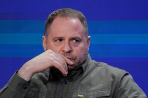 Новини України - НАБУ готує підозру Єрмаку - ЗМІ