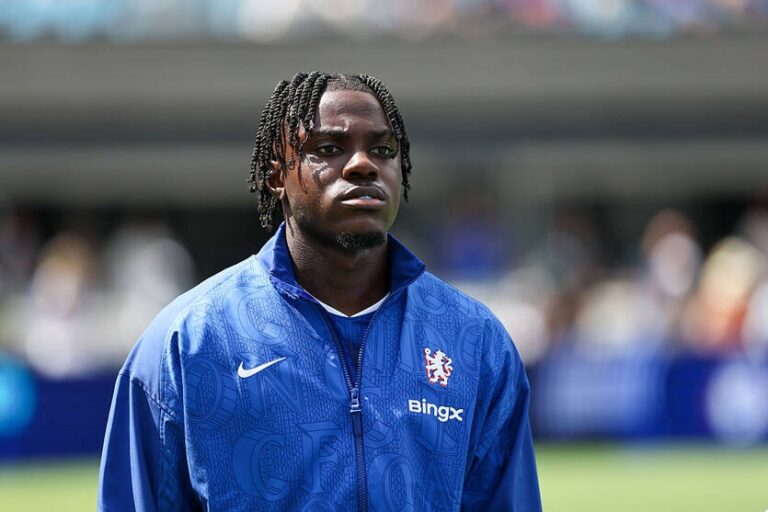 Названо причину зриву обміну гравців між Челсі та МЮ